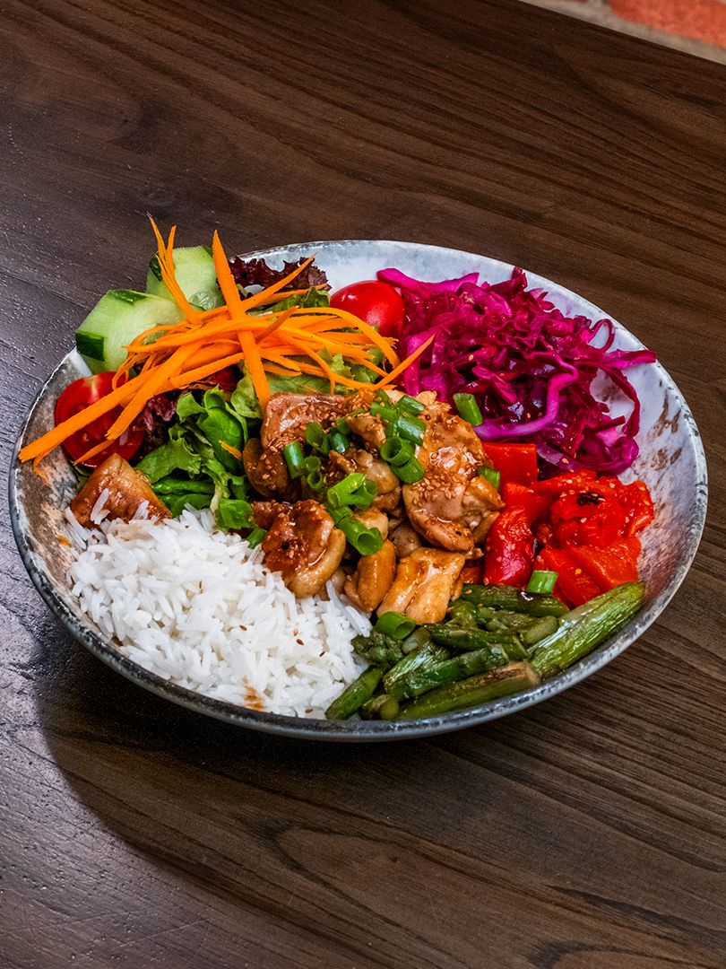 KOREAN SOSLU PİLİÇ BOWL